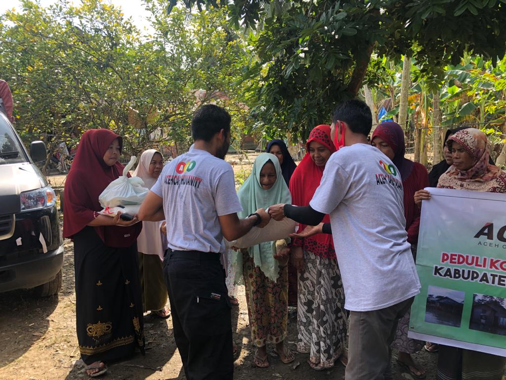 Aceh Care Humanity Salurkan Bantuan Untuk Korban Banjir Lhoksukon